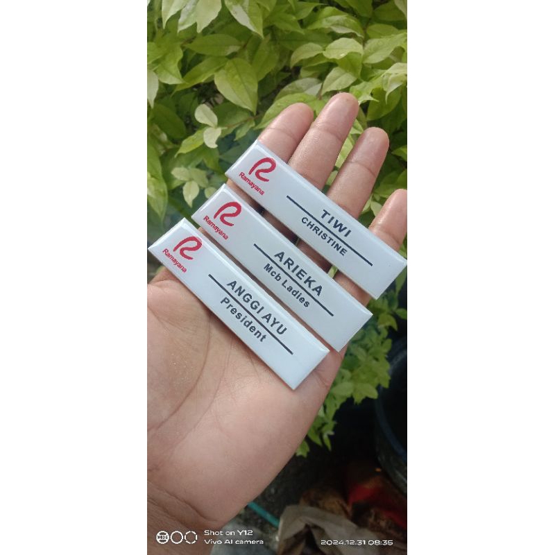 

Nametag / Nama Dada Akrilik Khusus Ramayana