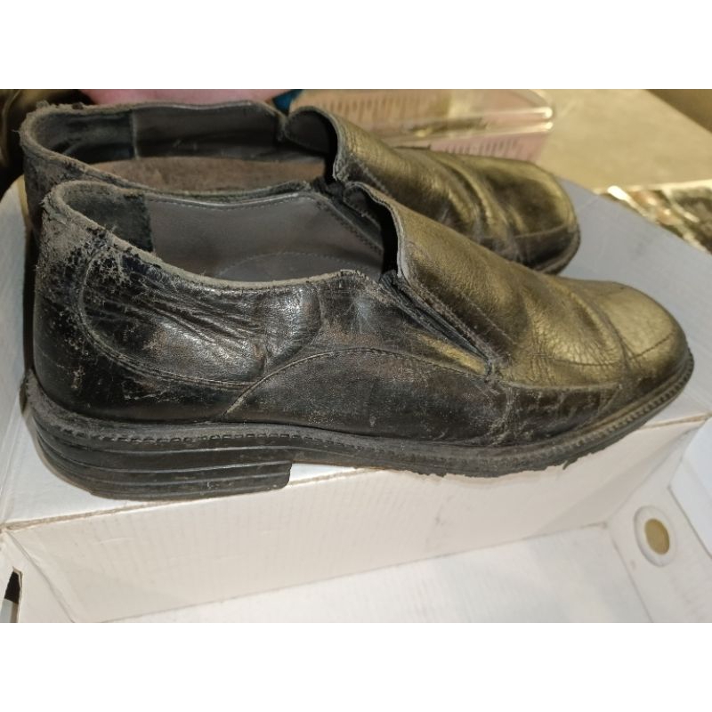 Sepatu Obermain Sepatu Pantovel Sepatu Laki Laki Size 39 Original Preloved Sepatu Kulit