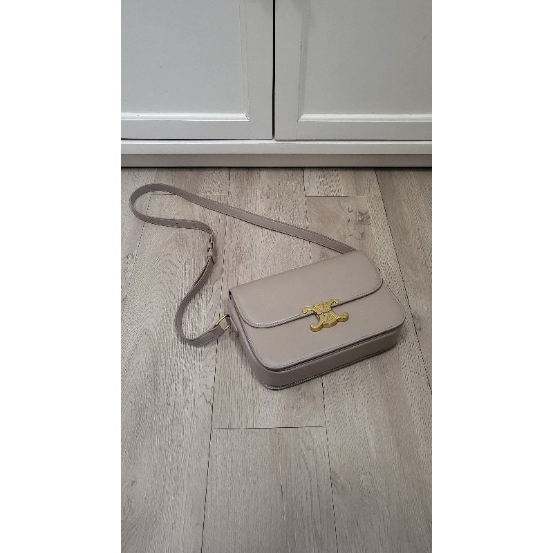 Preloved Tas Celine Brand Clancy (Kulit Asli)