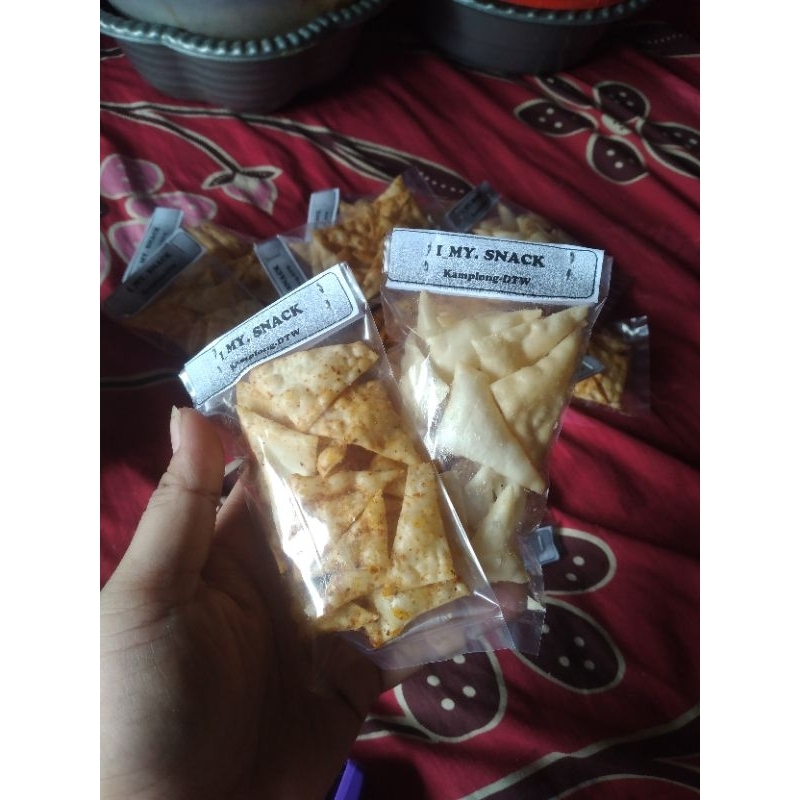 

Kulit pangsit Goreng kemasan 250gr