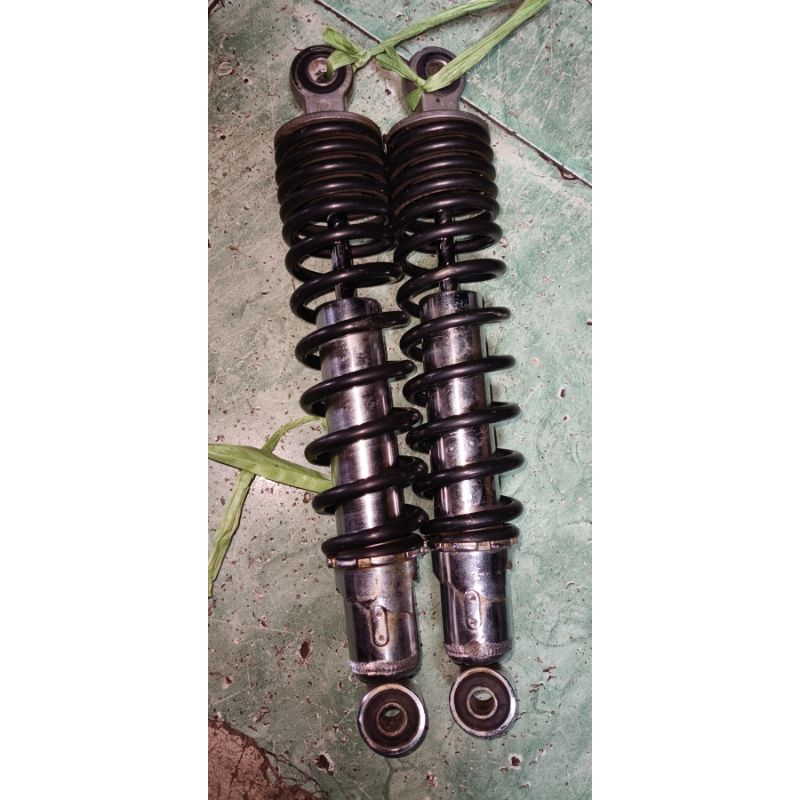 shock skok belakang set Mega pro gl pro gl max barang masih bagus ORI bawaan copotan motor asli