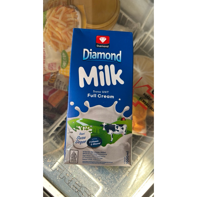 

Diamond Milk Uht Susu Full Cream 1L