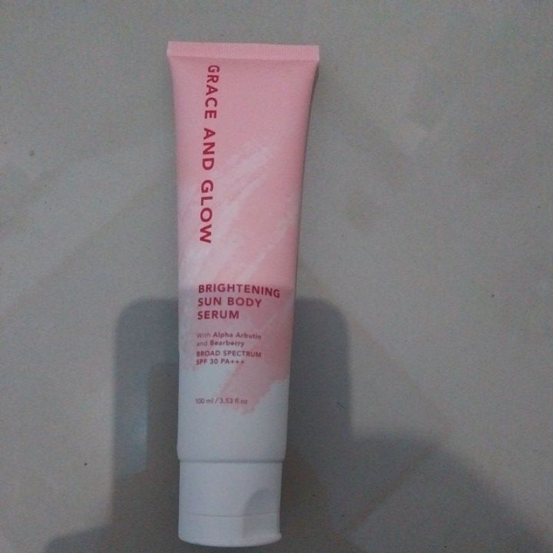 grace n glow brigthening sun body serum "Mall/Ori"