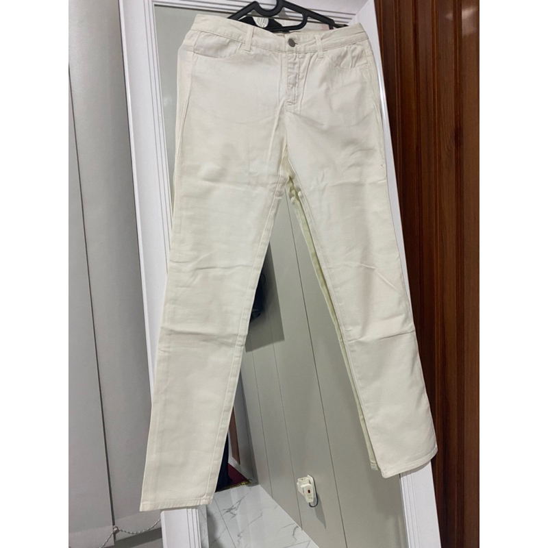 Celana Putih Wanita Giordano