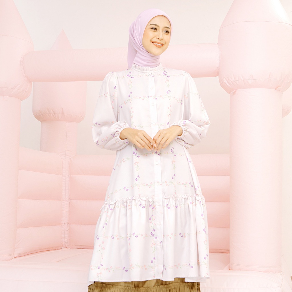 HijabChic Elora Soft Pink Tunic - Tunik Lebaran Kekinian Motif Bunga Warna Pink Lengan Balon Busui