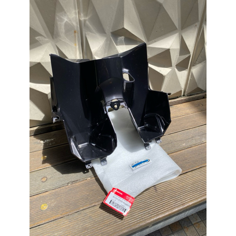 COVER LACI HONDA VARIO TECHNO 110 KARBU ORIGINAL AHM 81131 KVB N50AFB