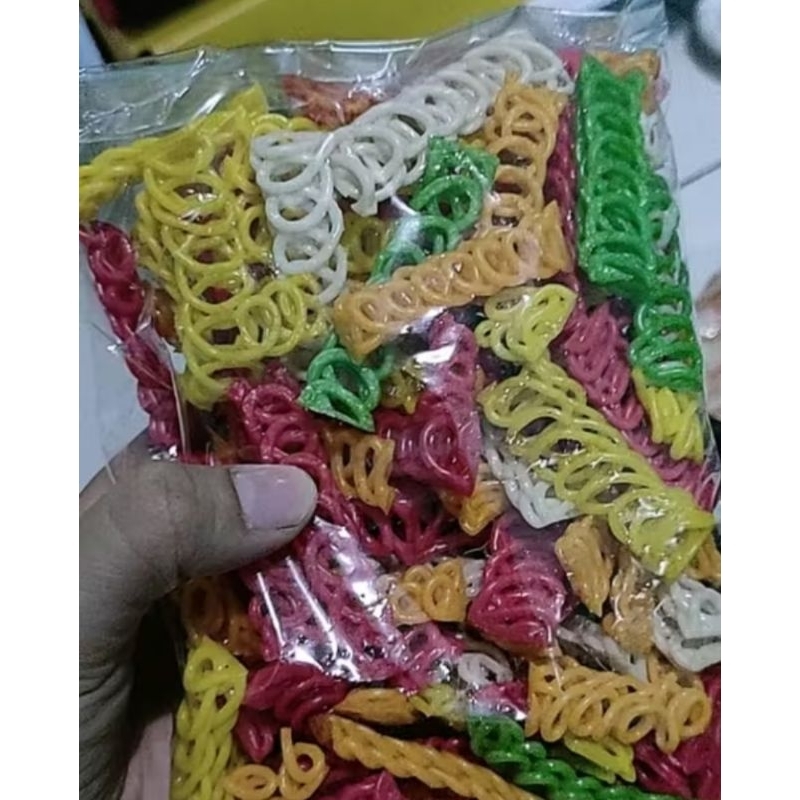 

Kerupuk RANTAI/TANGGA/KEPANG 500 Gram SEBLAK Warna Warni