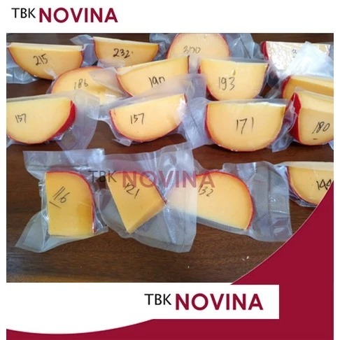 

Keju Edam Ayam Emas Holland / KEJU EDAM CHEESE BOLA AYAM EMAS EDAM KEJU TUA POTONGAN