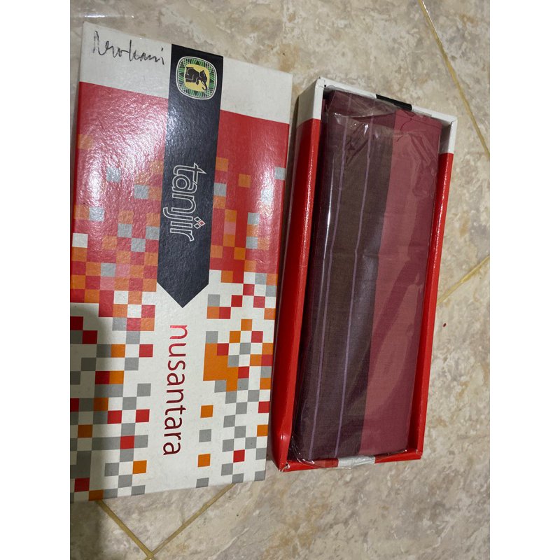 sarung tanjir nusantara