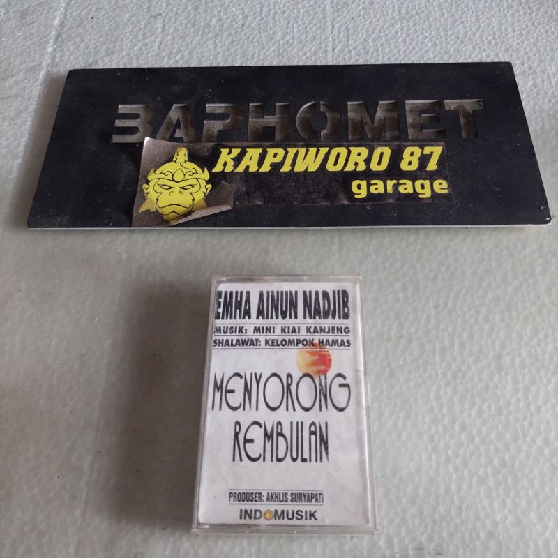 Kaset Pita Emha Ainun Nadjib - Menyorong Rembulan