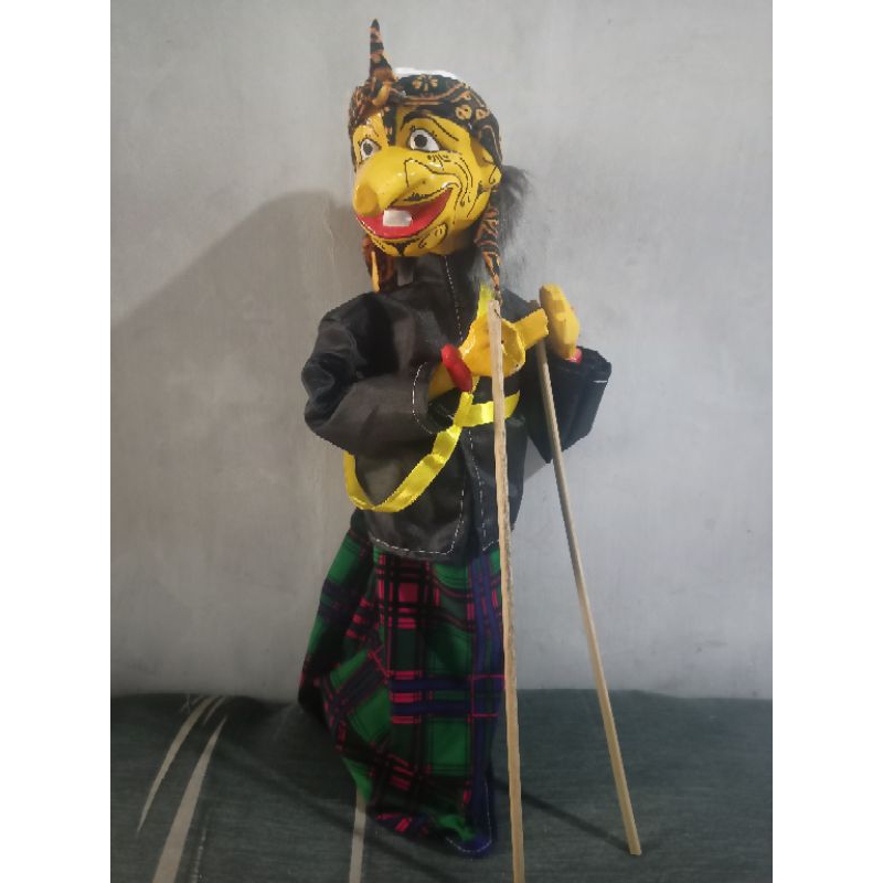 wayang golek dewala ukuran pentas