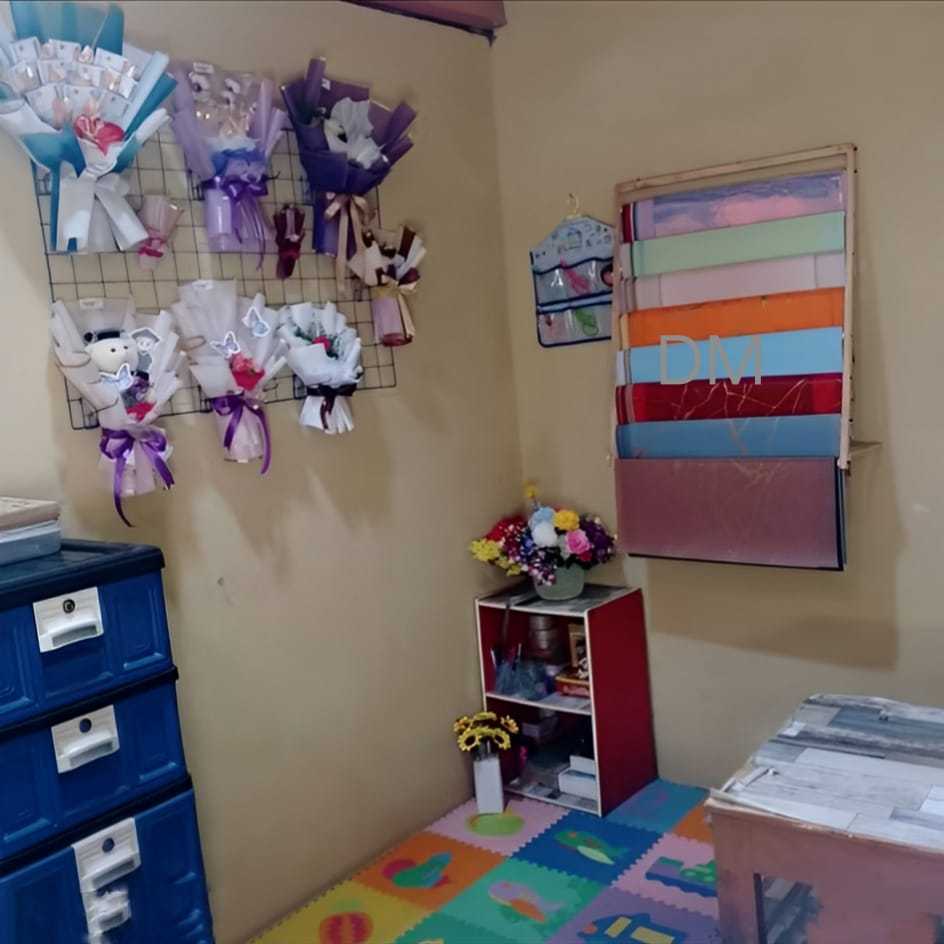 Termurah Rak kertas wrapping / rak kertas kado / rak multifungsi kayu bulat