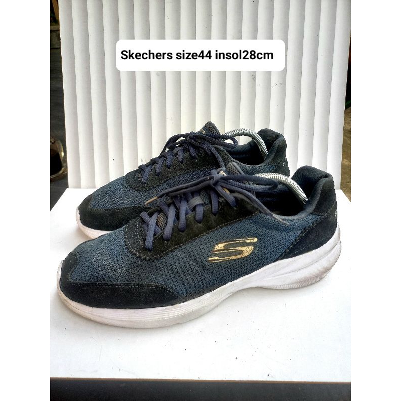sepatu pria merk skechers size44 insol28cm