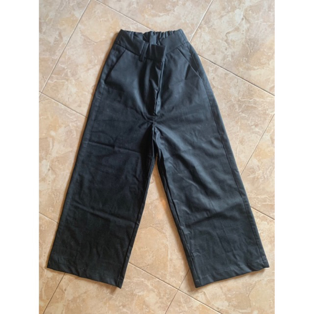 PRELOVED LEATHER PANTS