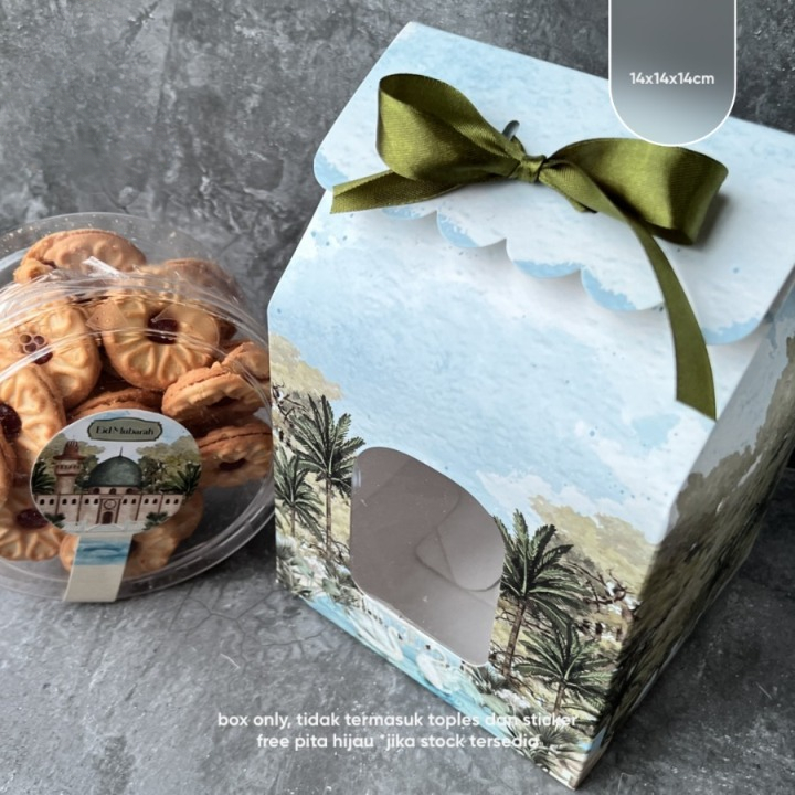 

10 Pcs Gable Box Hampers Lebaran Edisi Eid Mubarak Material Ivory 270gr Ukuran 14x14x14 cm
