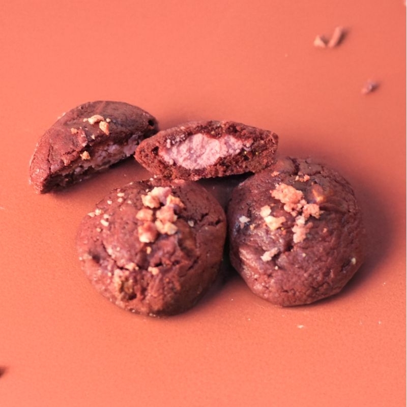 

Premium Soft Cookie by Oops I Crumble - Miss Cookiss (Pre-Order)