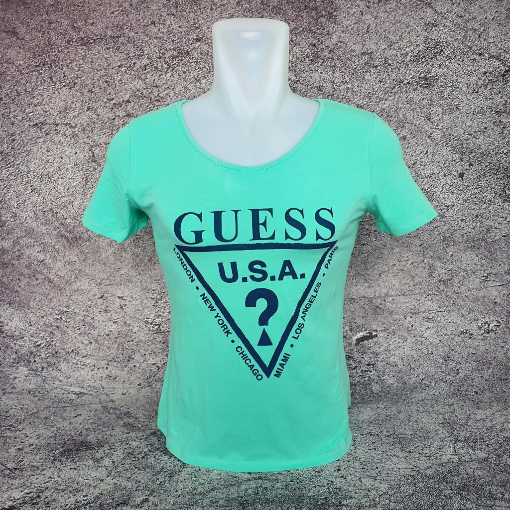 Baju Kaos Wanita / Anak GUESS - Size S / Lebar 44 cm - Original - Second