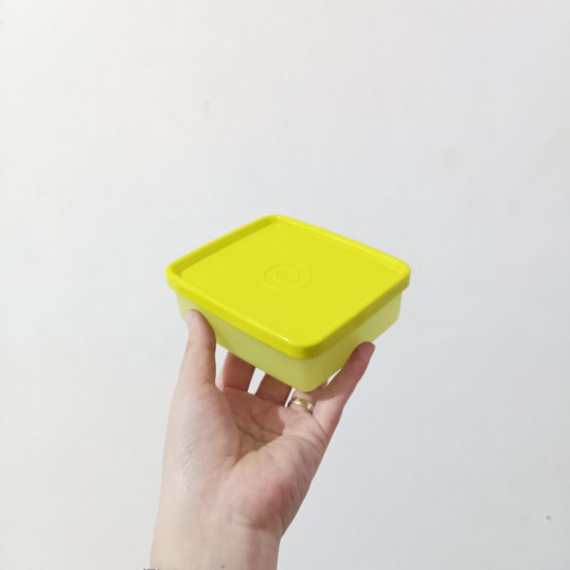 Mini Square Away Tupperware - Green