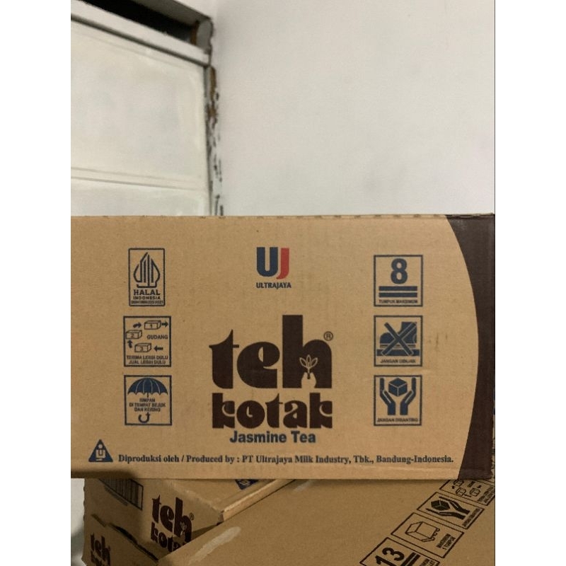 

Teh Kotak Jasmine tea 300ml isi 24 pack