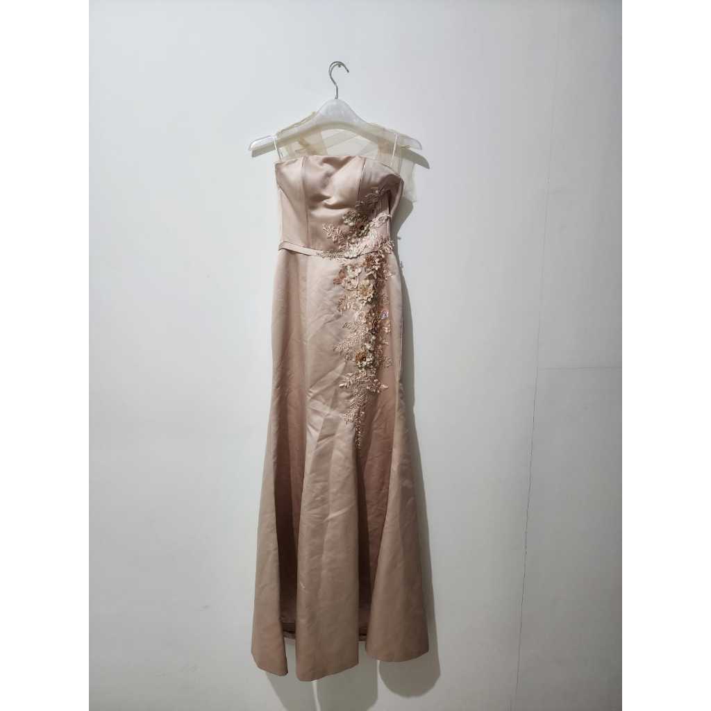 Preloved Evening Gown / Party Dress Ex Bridal Gold Satin Brokat