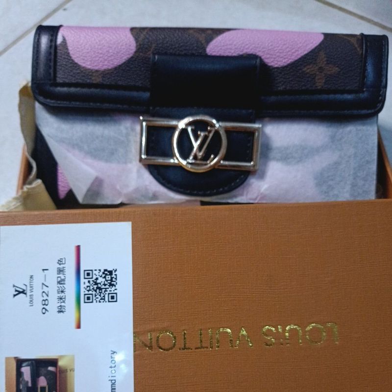 Dompet LV Black Pink Box