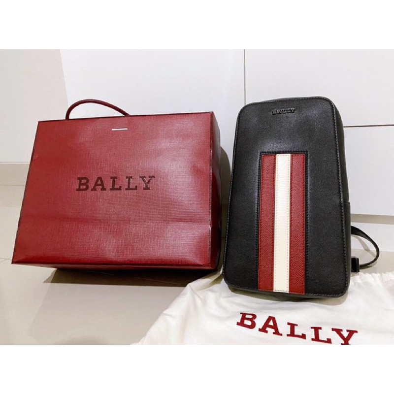Bally Tas Selempang Kulit Merah
