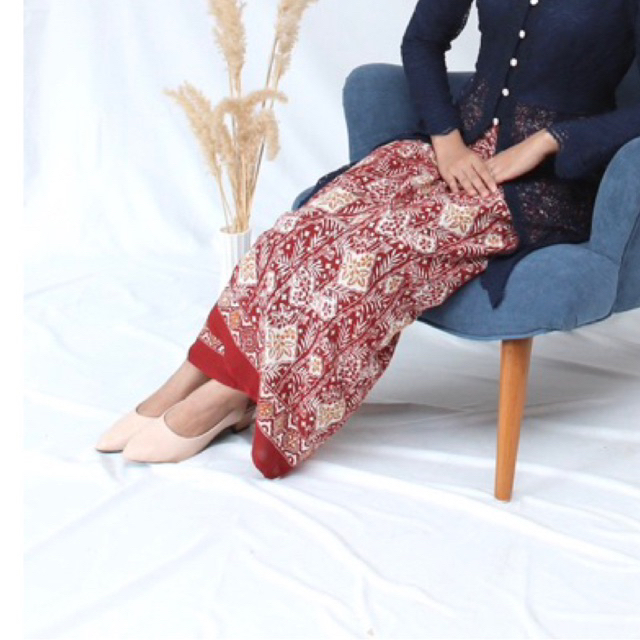 ROK LILIT ARUNA (Merah) - Rok batik - Rok lilit kebaya - Wrap Skirt Batik - Bawahan Kebaya - Rok Keb