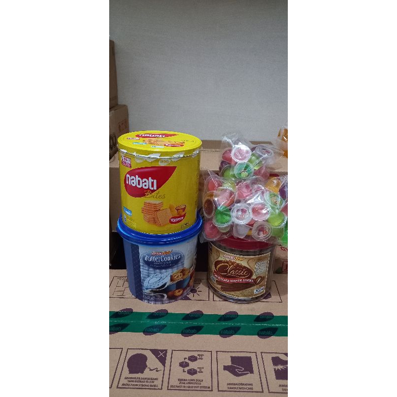 

Paket kue lebaran 4 pcs murah exp 2026