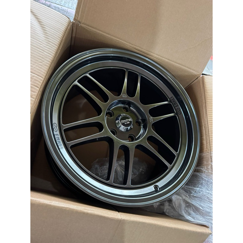 RPF1 Face2 Ej Titan R18