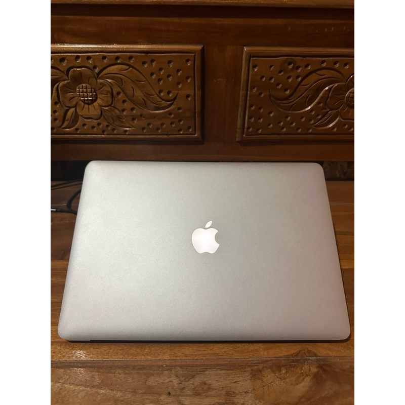 Macbook pro 2015 16/256gb