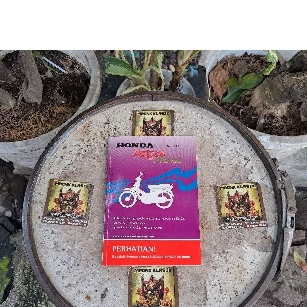 

manual book buku pedoman honda astrea prima ORIGINAL buku pemilik honda astrea prima buku jadwal petunjuk service honda prima