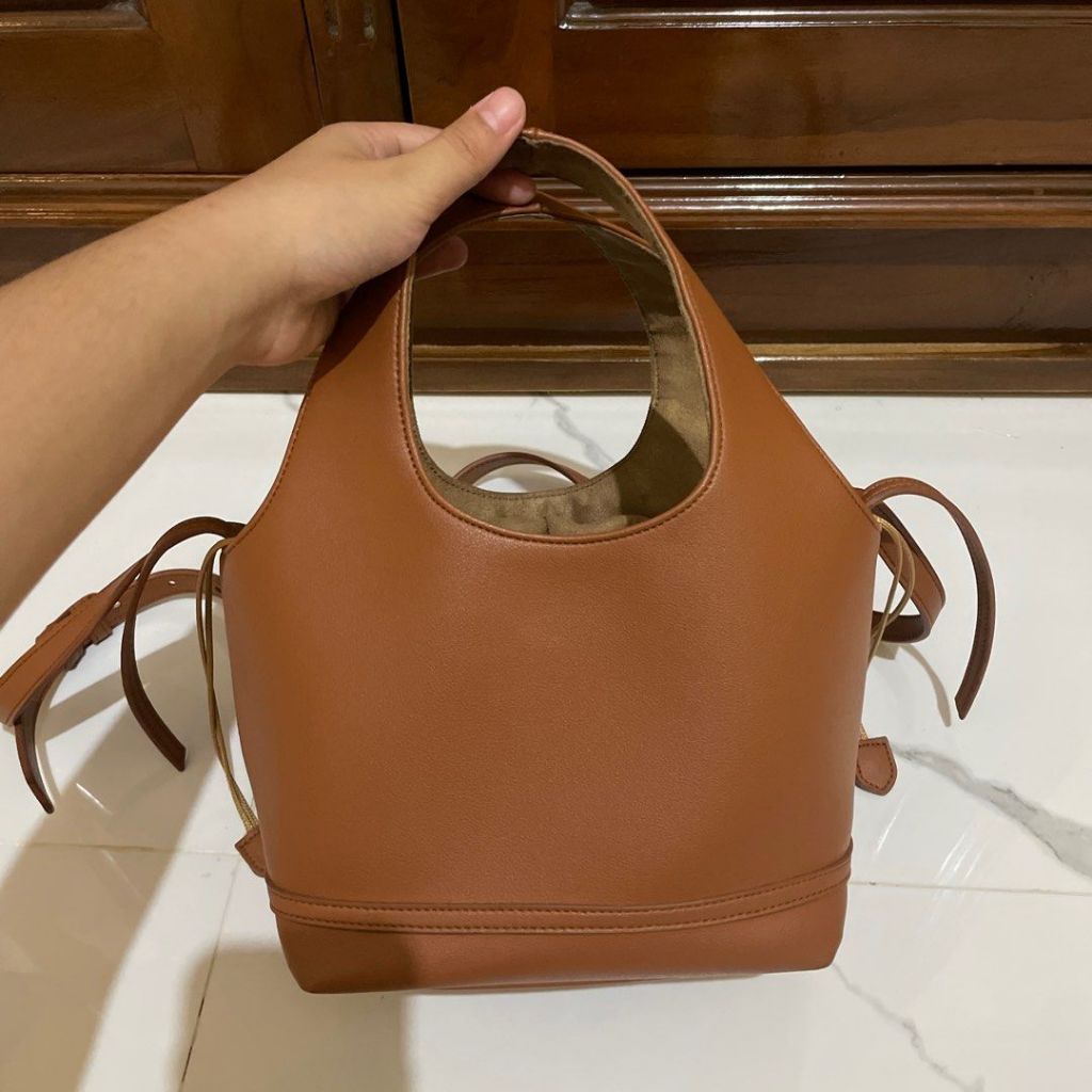 ROOSY  X GELANGELICCA