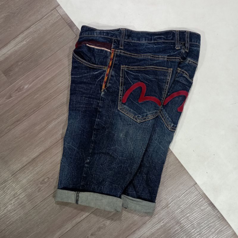 Celana pendek jeans EVISU