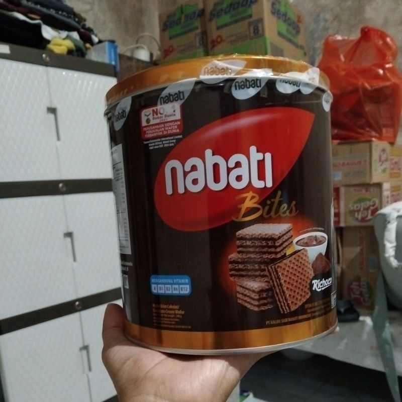 

Nabati Bites Richoco 240gr Wafer Nabati Kaleng