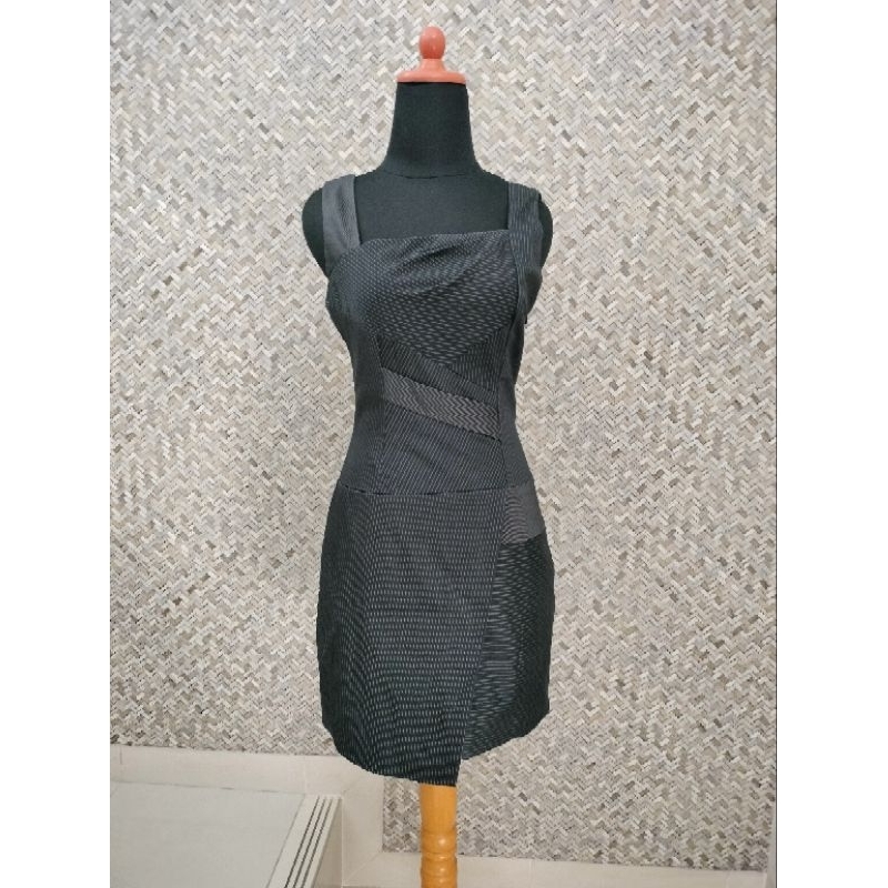 Preloved Mini Dress Gaun Bekas Hitam Garis