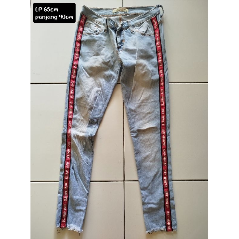 Jeans off white