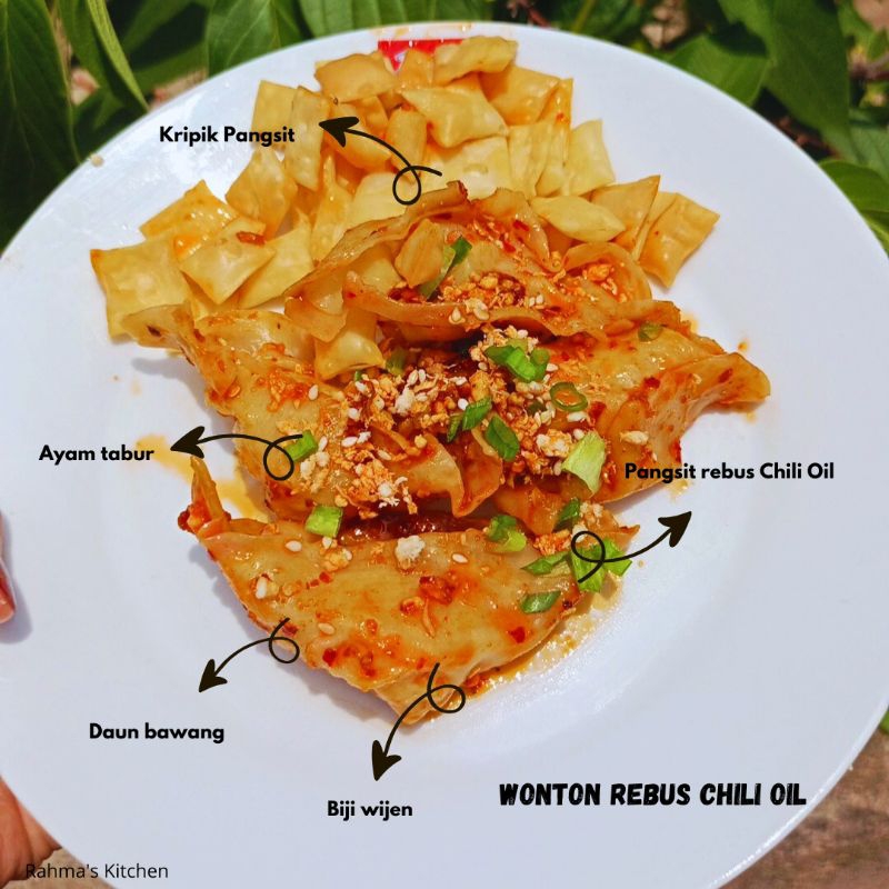 

Snack Viral! Wonton Chili Oil 5pcs – Pedas Gurih Nagih!