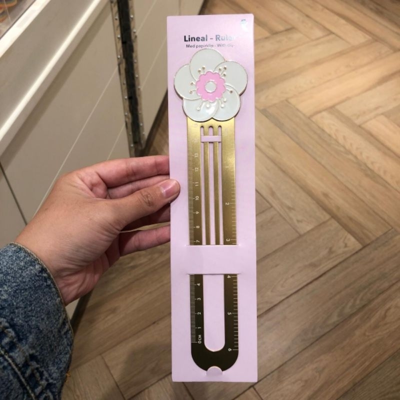 

[JASTIP FLYING TIGER] Flower Ruler / Penggaris Besi Pink 15cm
