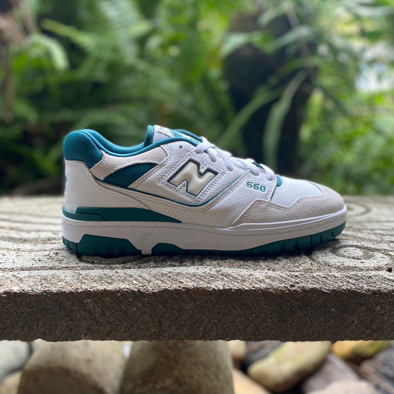 NEW BALANCE 550 WHITE GREEN VINTAGE TEAL