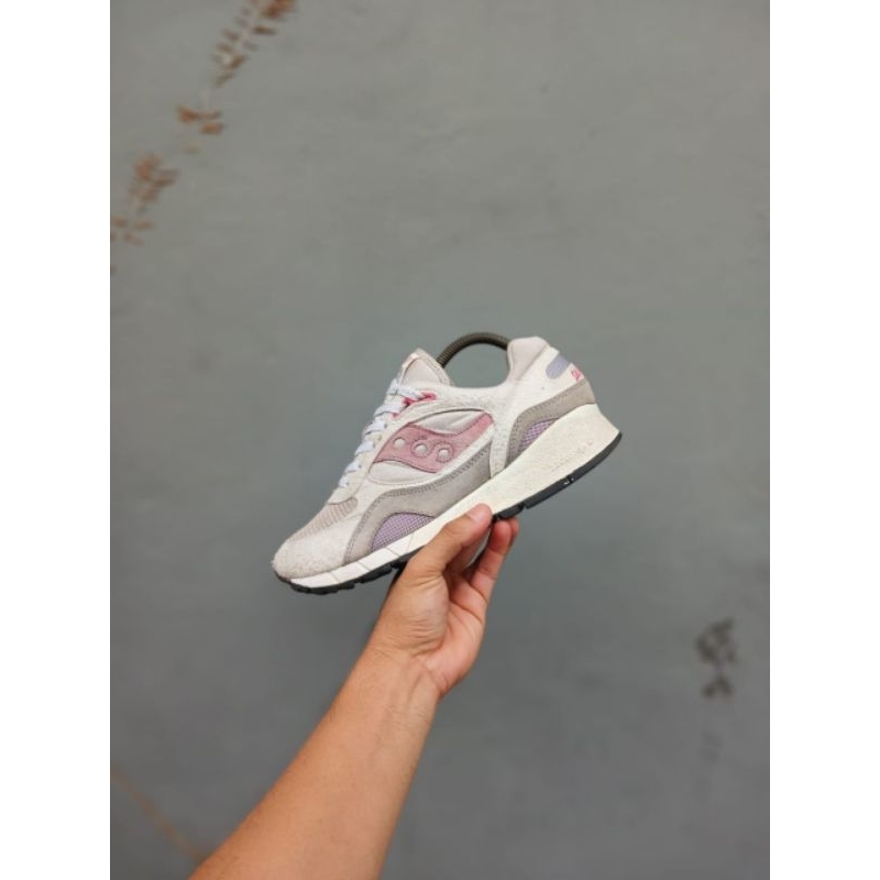 SEPATU CASUAL SNEAKERS SAUCONY SHADOW 6000 ORIGINAL