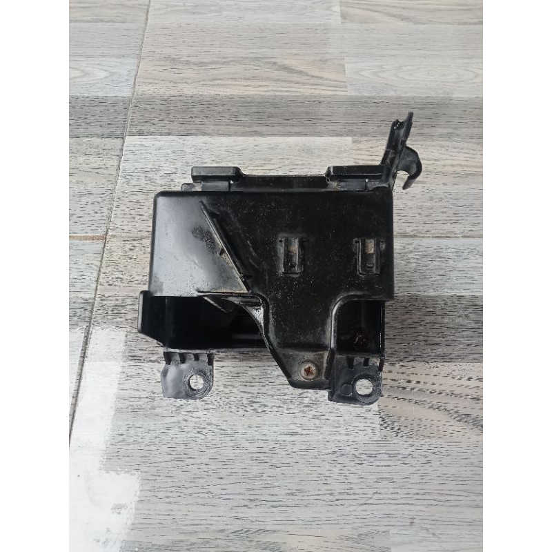 tempat aki/ box aki Supra x 125 helm in original second