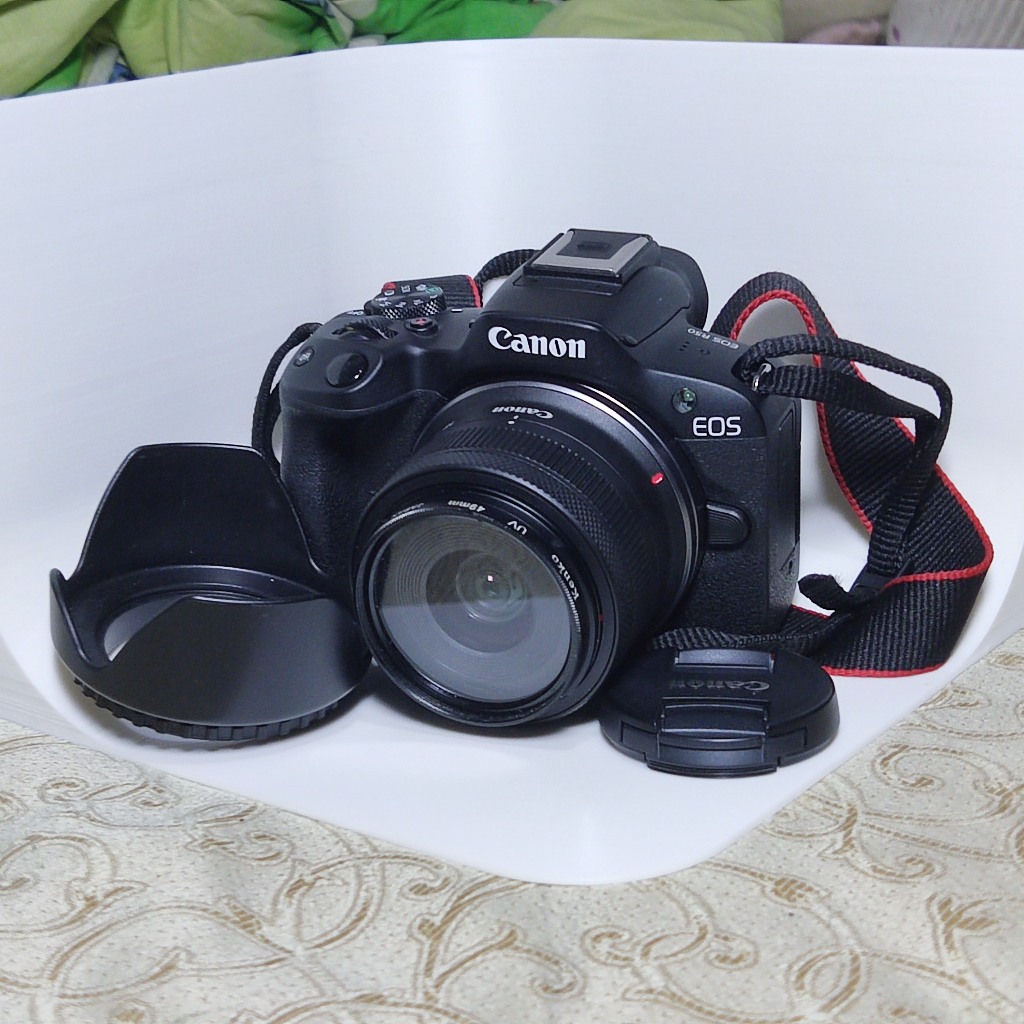 Canon EOS R50 + RF-S 18-45mm f4.5-6.3 IS STM (SECOND USED BEKAS) [Garansi Aktif Resmi]