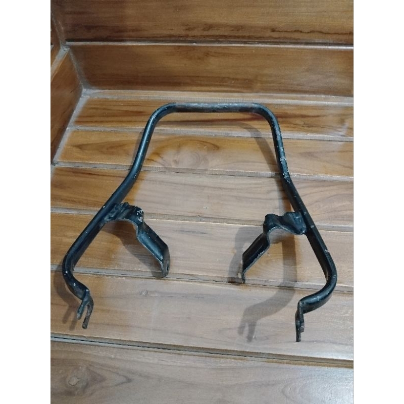 begel/behel besi pegangan belakang honda astrea prima 91 engkel asli hitam original