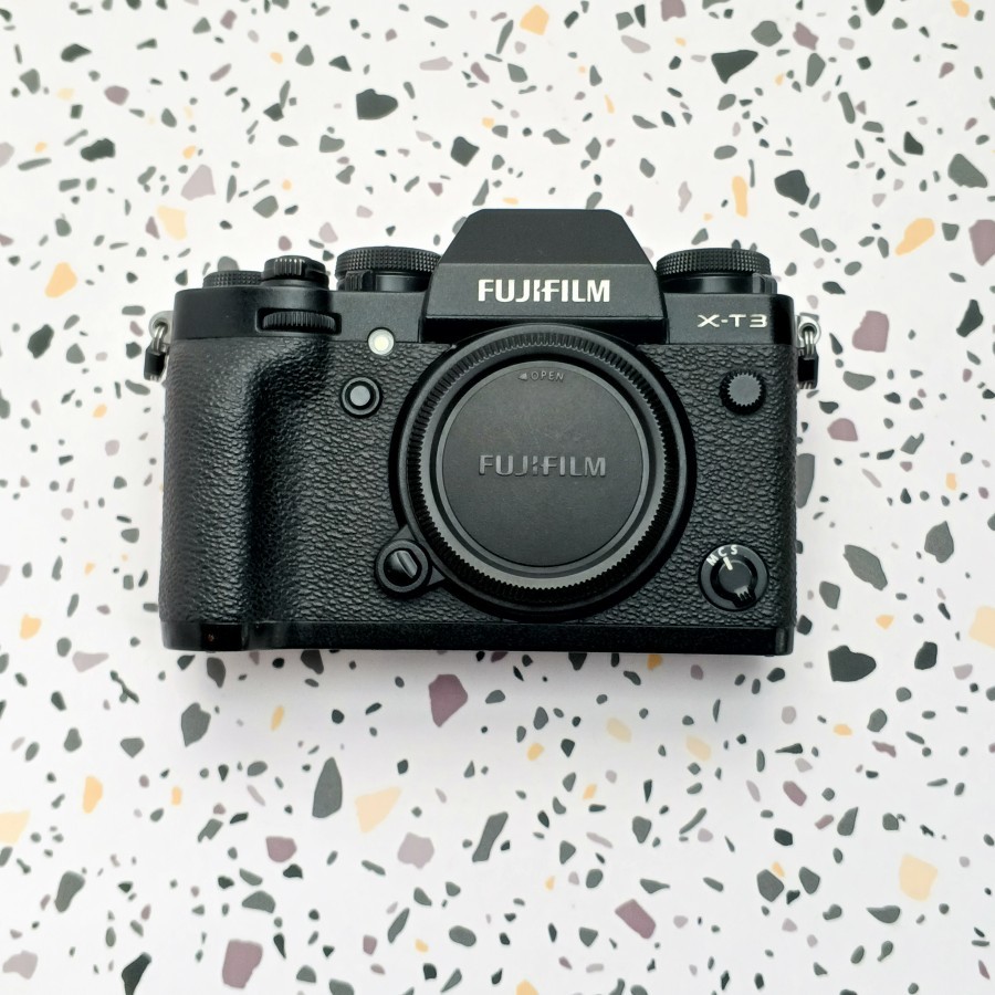 Kamera Fujifilm X T3 XT-3 X-T3 Body Only - Second