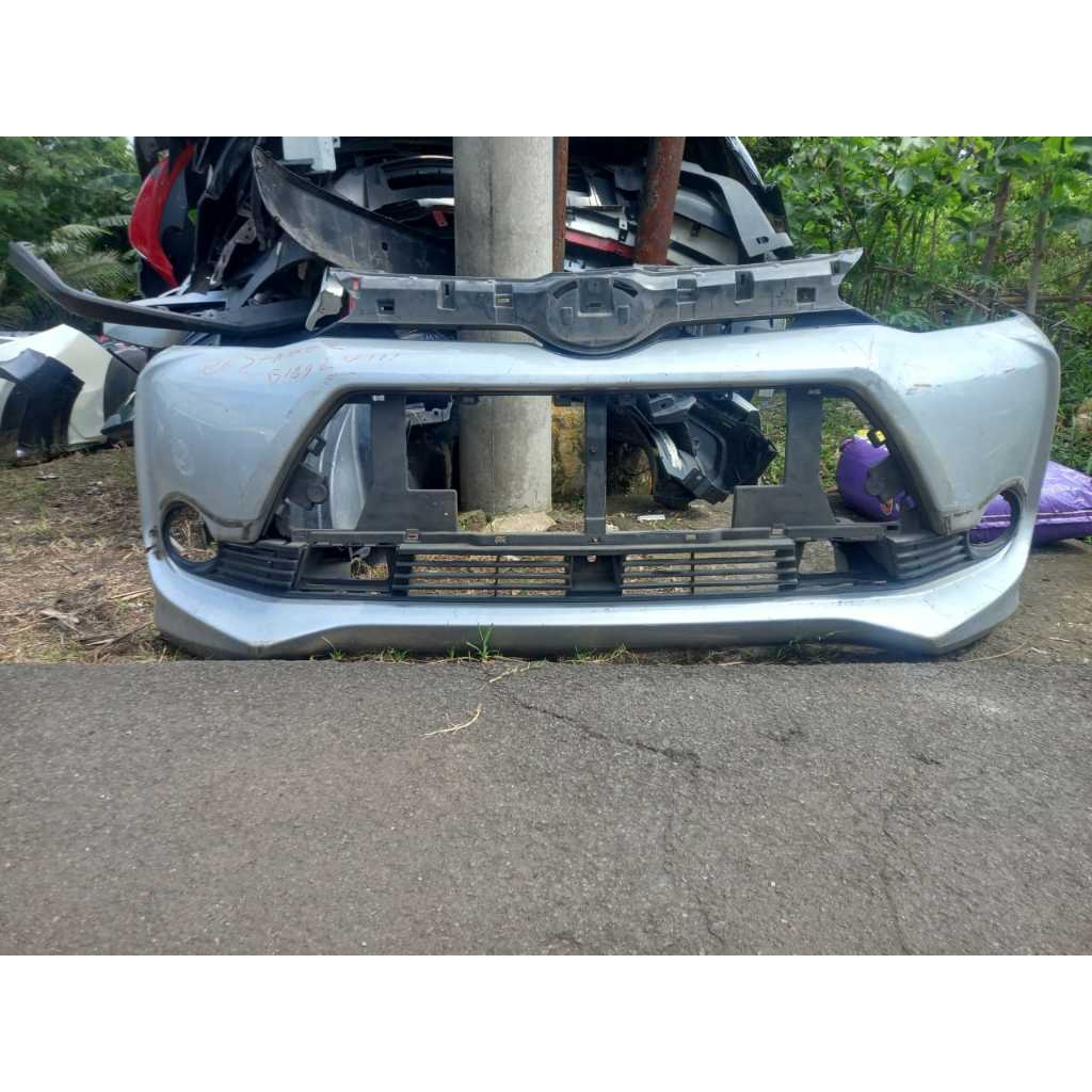 Bemper Depan Avanza Veloz 2016 - 2018 Original