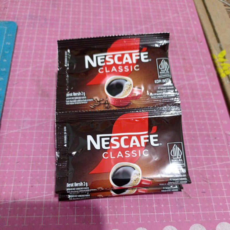 

NESCAFE CLASIC ROBUSTA KOPI 20sachet @ 2GRAM 2 Renceng