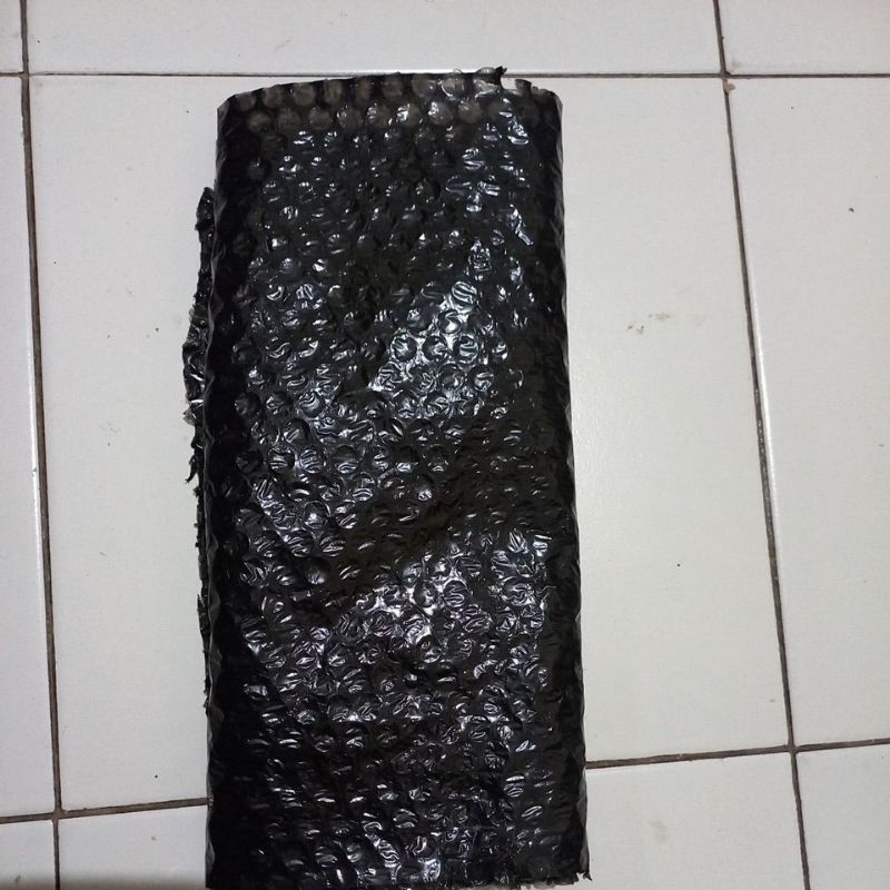 

Bubble Wrap Tambahan Untuk Pengaman Barang / Produk