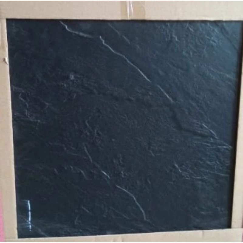 Granit 60×60 hitam kasar Indogres