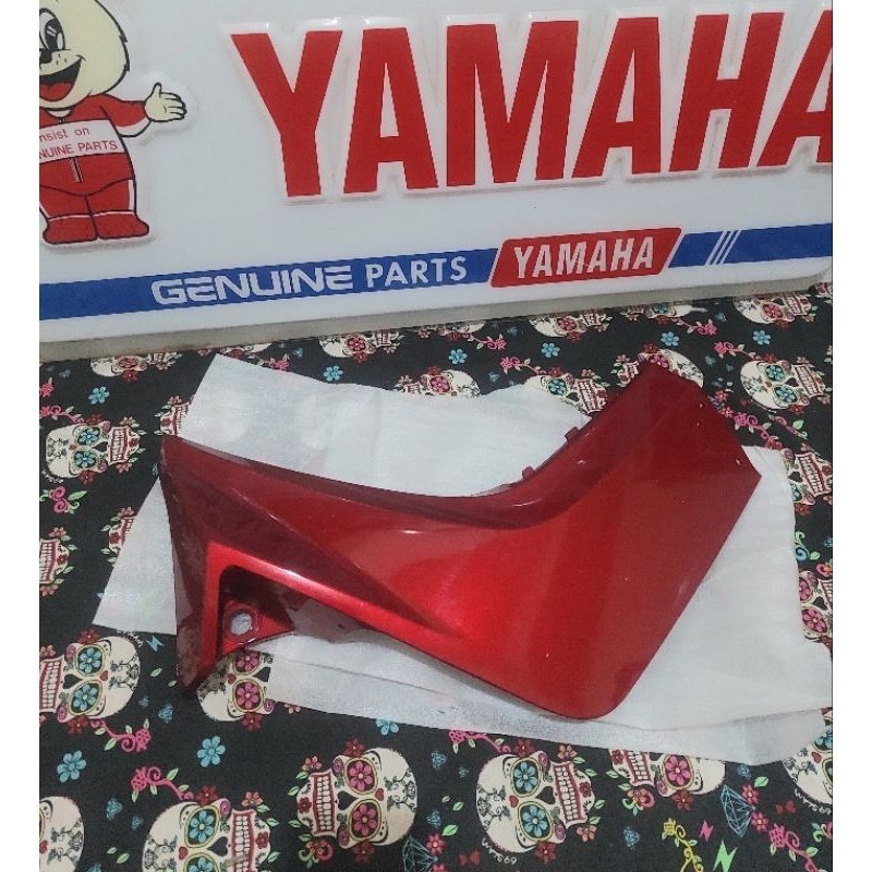 legshield luar bagian kiri jupiter Mx old merah marun 1S7-F8311-00-P5