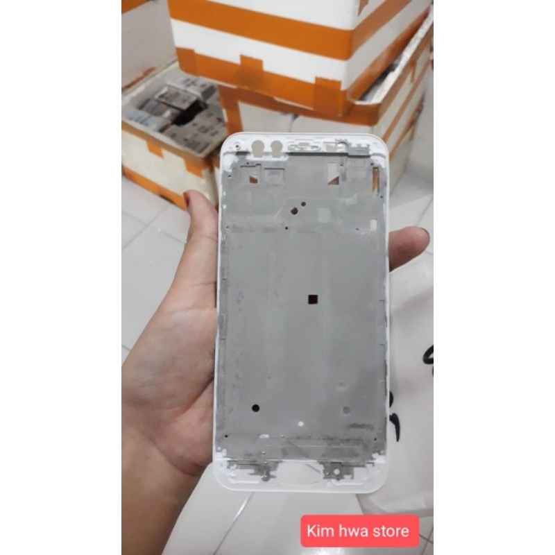 middle frame lcd vivo v5 plus / tulang lcd vivo v5 plus
